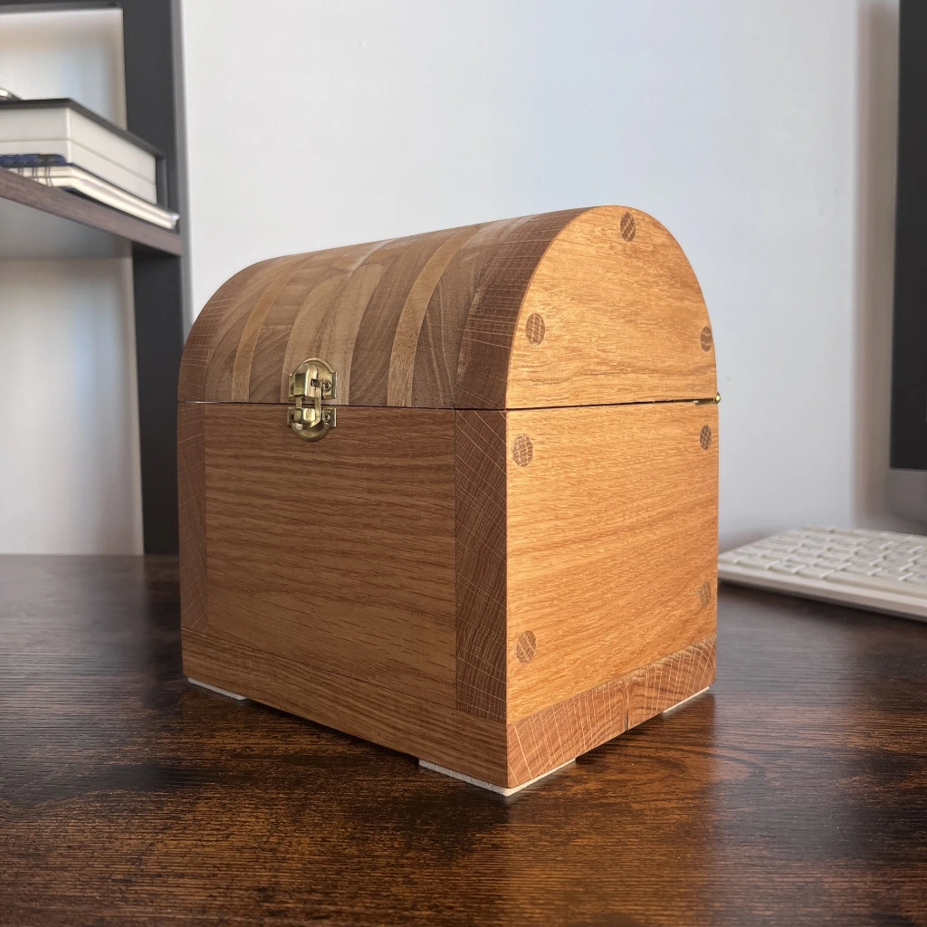 Handmade Rustic Wooden Storage Box3.webp