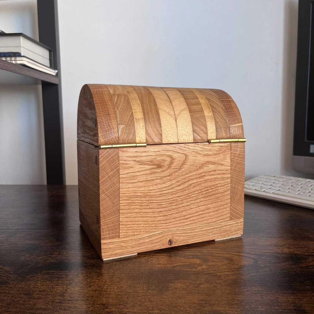Handmade Rustic Wooden Storage Box4.webp