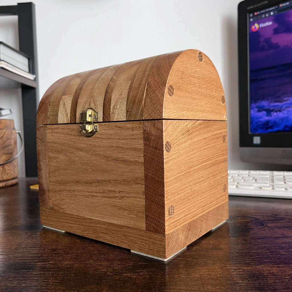 Rustic Oak Keepsake Box-3.webp
