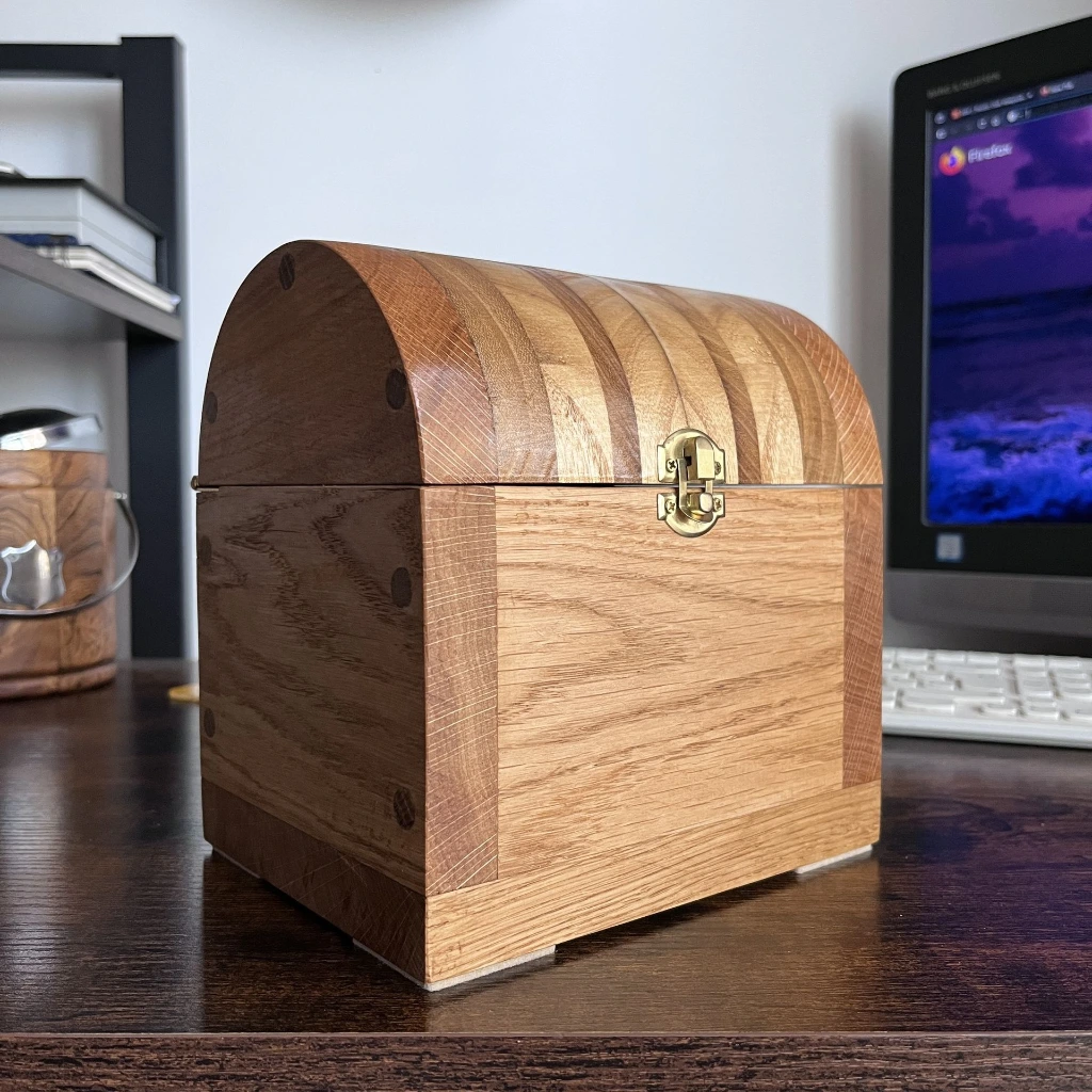 Small Storage Chest Box